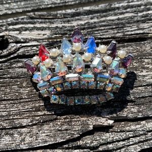 Vintage Rhinestone Crown Pin